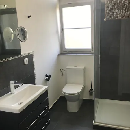 Апартаменты Haus Anna - Schloss Huerbel