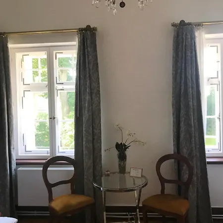 아파트 Haus Anna - Schloss Huerbel *