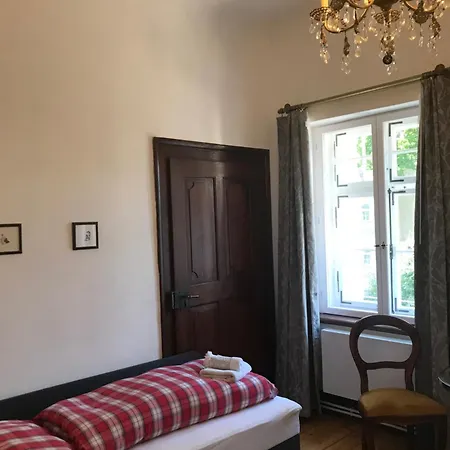 Haus Anna - Schloss Huerbel *