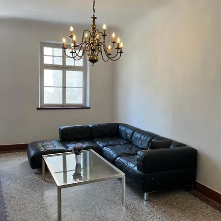 Апартаменты Haus Anna - Schloss Huerbel Gutenzell-Hurbel